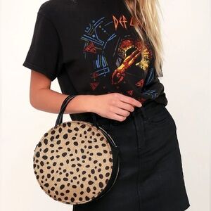 Nine Lives by Lulus Leopard Print Round Circle Handbag purse crossbody NWOT